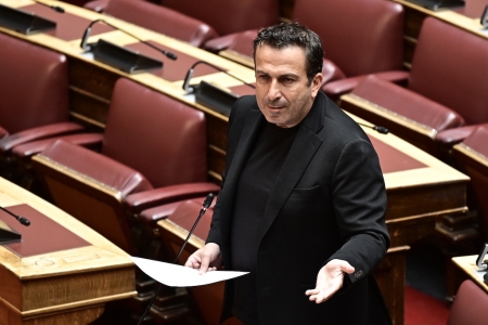 Στέφανος Παραστατίδης