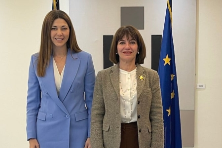 Με την υπουργό Παιδείας συναντήθηκε η Πρύτανις του Παντείου Πανεπιστημίου