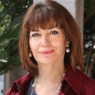 Χριστίνα Κουλούρη.