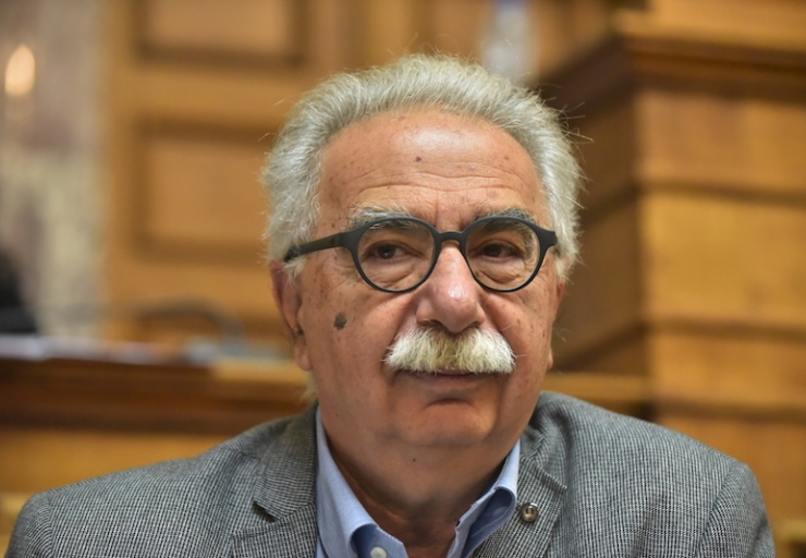 Τροπολογία για την εξασφάλιση πιστώσεων για τους αναπληρωτές του επόμενου σχολικού έτους 2017-18