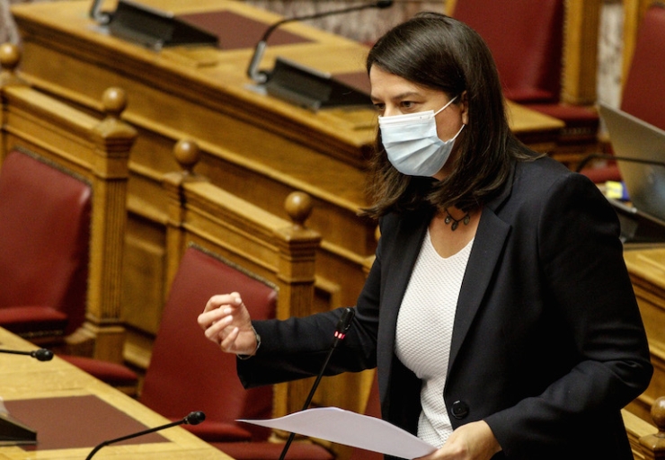 Live/Βουλή: Οι 4 στις 10 ερωτήσεις που θα συζητηθούν  αφορούν την παιδεία