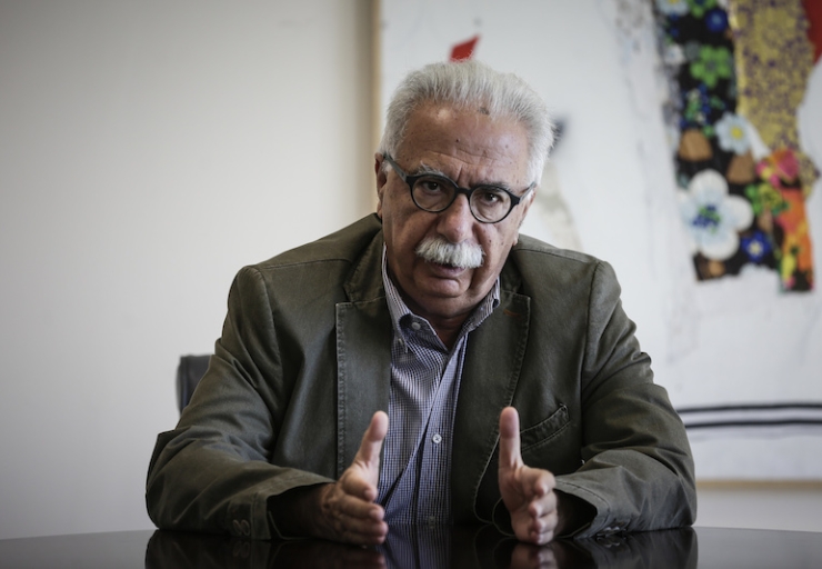 Φιλόλογοι (ΠΕΦ):  Προσβλητική η εξαγγελία «Γαβρόγλου» -Απαξιωτικά  και αντιεπιστημονικά επιχειρήματα τα επιχειρήματα του υπουργού για τα Λατινικά