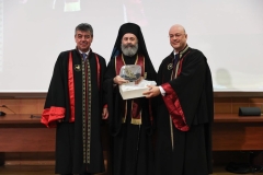  Ο Αρχιεπίσκοπος Αυστραλίας και πάσης Ωκεανίας κ.κ. Μακάριος αναγορεύθηκε Επίτιμος Διδάκτορας του Τμήματος Ιατρικής του Πανεπιστημίου Θεσσαλίας