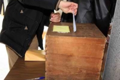  Η ΔΑΚΕ ΔΕ ζητά ξανά εκλογές αλλά με κάλπες και νόμο  να «ακυρωθούν» οι εκλεγέντες
