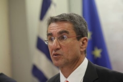 Α. ΛΟΒΕΡΔΟΣ: Καταργείται του χρόνου ο νόμος για τις μετεγγραφές-Τι θα ισχύσει φέτος