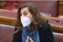 Η Χ. Κεφαλίδου για την επέκταση του ωραρίου λειτουργίας Νηπιαγωγείων και Δημοτικών Σχολείων 