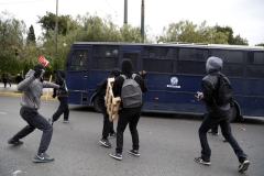 Μαθητές διαδηλώνουν στο κέντρο της Αθήνας