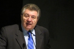  Η ελληνική γλώσσα σε σχολεία της Ινδίας